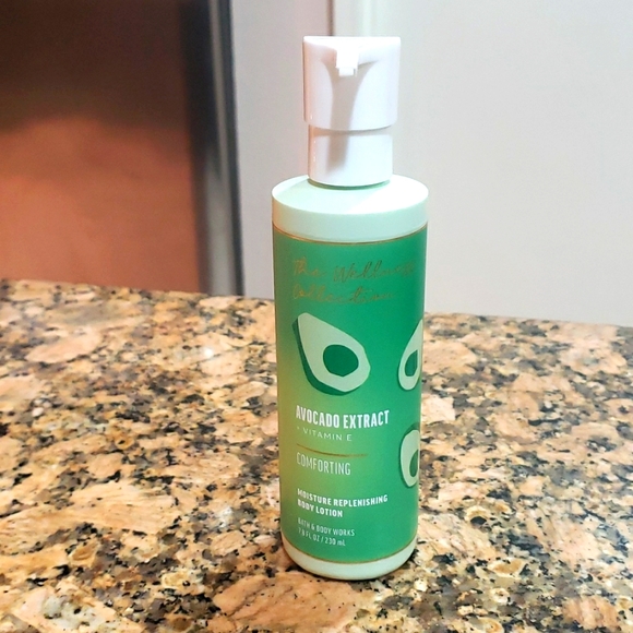 Bath & Body Works Bath & Body Bath Body Works Avacado Extract Body